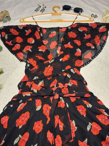 Zara Black Floral Print Dress🖤