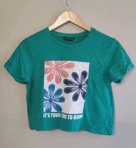 Basic Cropped T-shirt