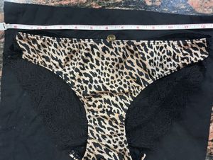 Wonderbra Leopard Print Panth