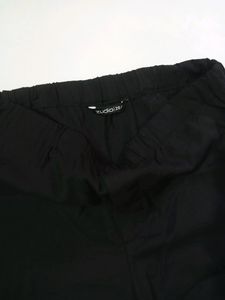 (ZUDIO) Black Cargo For Women | WAIST 28-30 |