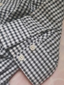 Checked Crop Shirt