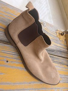 Chelsea Boots