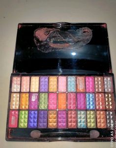Eye Shadow Palette