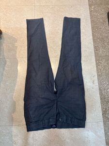 Naviblue Checkered Casual Trousers‼️sale‼️