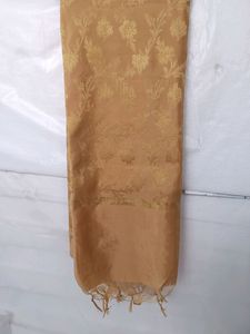 ❗Price Drop❗Gown With Pants N Banarsi Dupatta