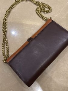 Two-Tone Chain Strap Bag
