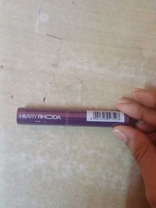 Hilary Rhoda Red blooming 21 ( HR 2009)+