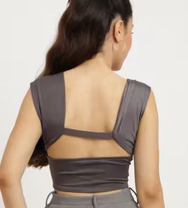 Stylish Gray Twist-Front Crop Top