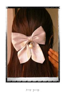 Cute Silver Bow Hair Clip