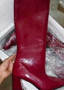 Stylish Burgundy Knee-High Boots