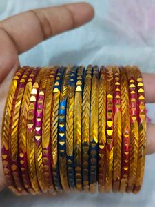 5 Set Metal Bangles
