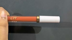 MyGlamm LIT Liquid Lipstick