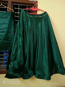 Dark Green Gaji Silk Chaniya With 1 Mtr Blouse Pie