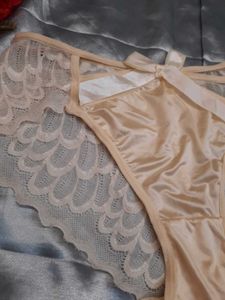 Cream Lace Cheekies