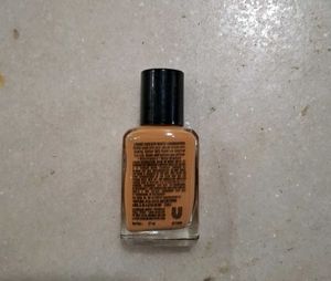 Lakme Forever Matte Foundation