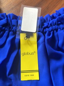 Globus Brand new L size top