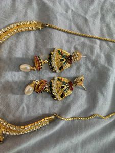 Necklace 1