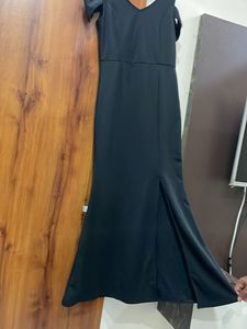 Elegant Black Maxi Dress