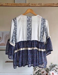 Pretty Flowy Top