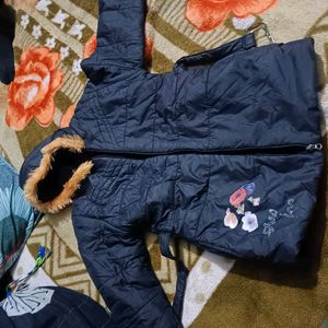 Kid Girl Jacket For 3-5 Year..