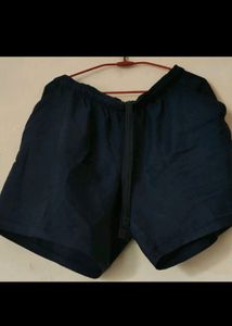 Decathlon -- 1 Shorts