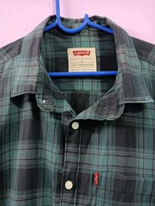 Levi's Plaid Flannel Shirt