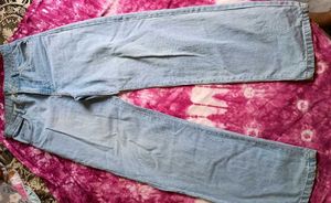BLUE WIFE LEG JEANS