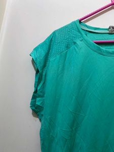 Aqua Gym/Athletic T-Shirt stretchy 34-38