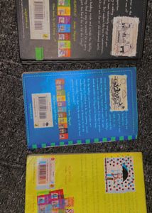 Set of 4 wimpy kid books
