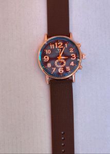 Leleset Trending Watch 7 In 1 Combo