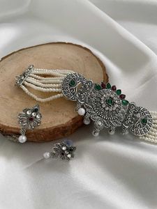 Oxidised Choker