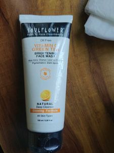 Soulflower Vitamin C Green Tea Face Wash