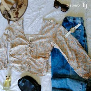 H&amp;M Small Flower Design Top
