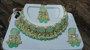 Green Jewel Set