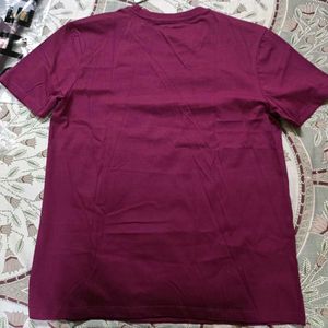 Lucky Sign Graphic Tee