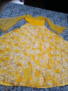 Yellow Floral gown with free chocker set