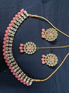 Pink Necklace Set With Earrings &amp; Mangtika