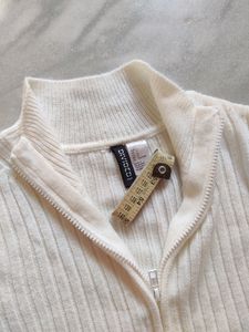 H&amp;M Sweatshirt