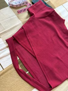 Burgundy Cross-Front Cropped Top