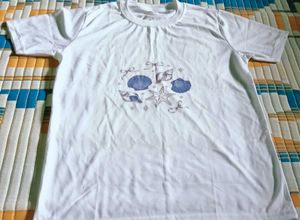 Seashell Graphic Tee