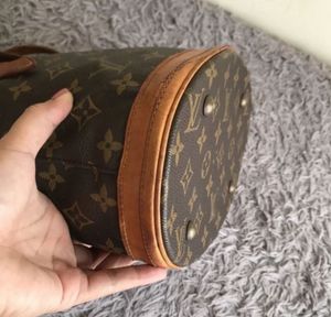 Authentic Louis Vuitton Monogram Petit Bucket Bag
