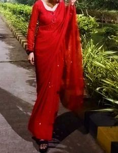 Red Embellished Saree With Blouse