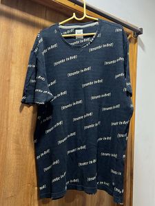 MAX Men Printed Slim Fit Crew Neck T-shirt