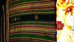 Embroidered Kurta Set