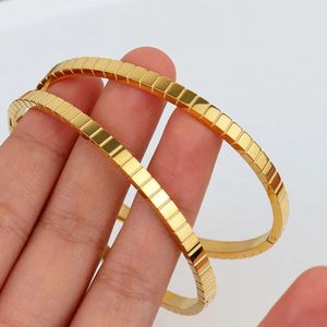Selena Gold Bangle Bracelet Anti-tarnish