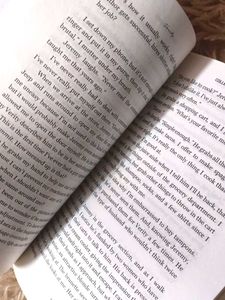 Verity Colleen Hoover