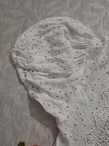 FOREVER 21 White Puff-sleeved Top