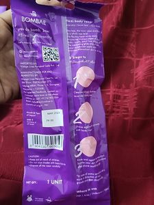 In Offer Combo Of Wax Strip Cream N Razor