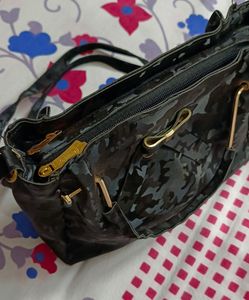 New Black Sling Bag (Not Used)