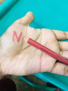 Nykaa Lip Pencil